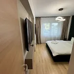 Apartament Inchis Near Coresi Mall Brașov