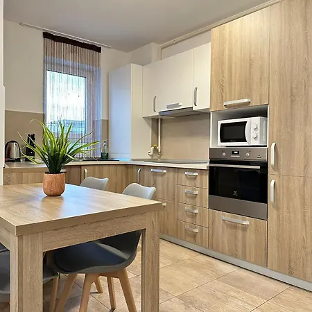 Lägenhet Glam Near Coresi Mall Braşov