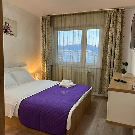 Glam Near Coresi Mall * Braşov