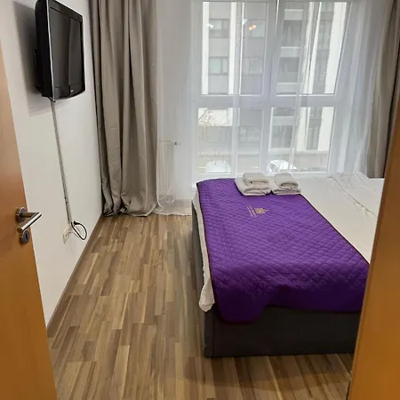 Glam Near Coresi Mall Braşov