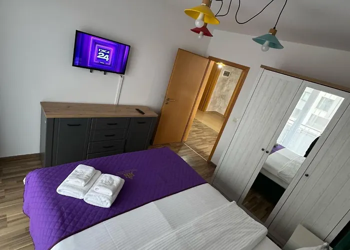 Inchis Near Coresi Mall *