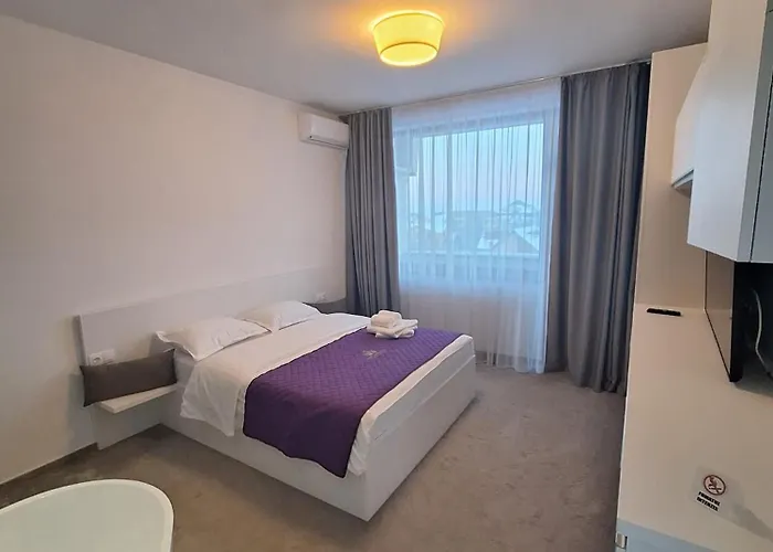 Inchis Near Coresi Mall 布拉索夫